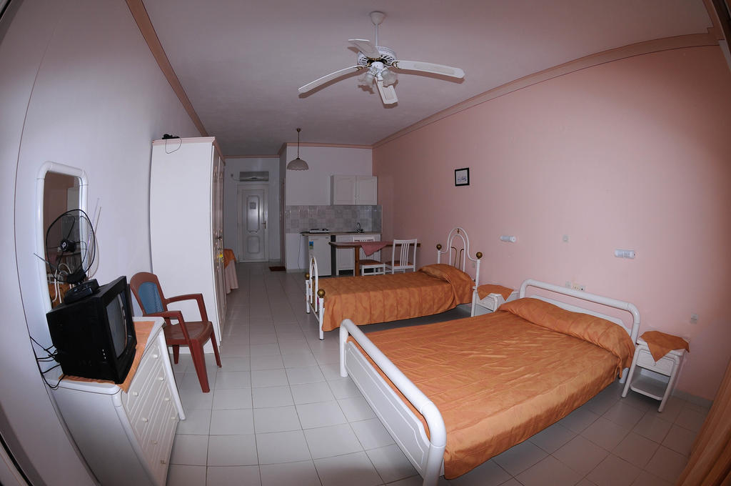 Xirokambos  Efstathia Hotel المظهر الخارجي الصورة